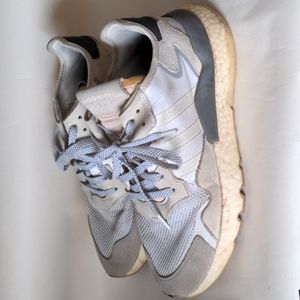 Adidas nite runner white size 10